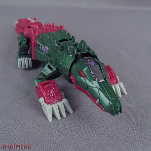 TFormers Titans Return Deluxe Skullsmasher And Grax Gallery 074 (74 of 102)